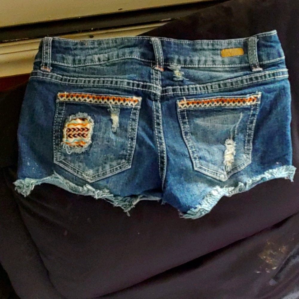 Red Camel short shorts